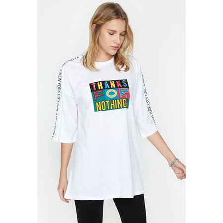 Kadın Beyaz Yazılı Baskılı Tunik