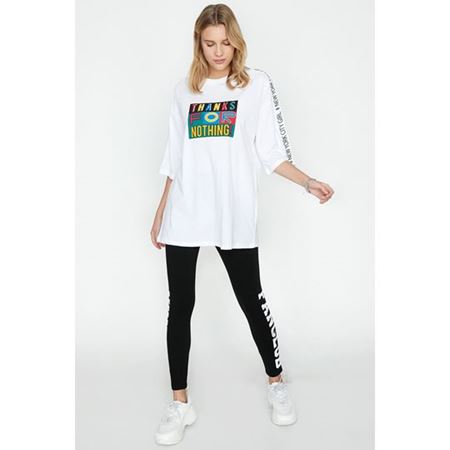 Kadın Beyaz Yazılı Baskılı Tunik